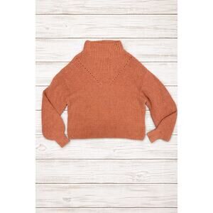 NWT  Mi Ami Blush Turtleneck Cropped Sweater Size M